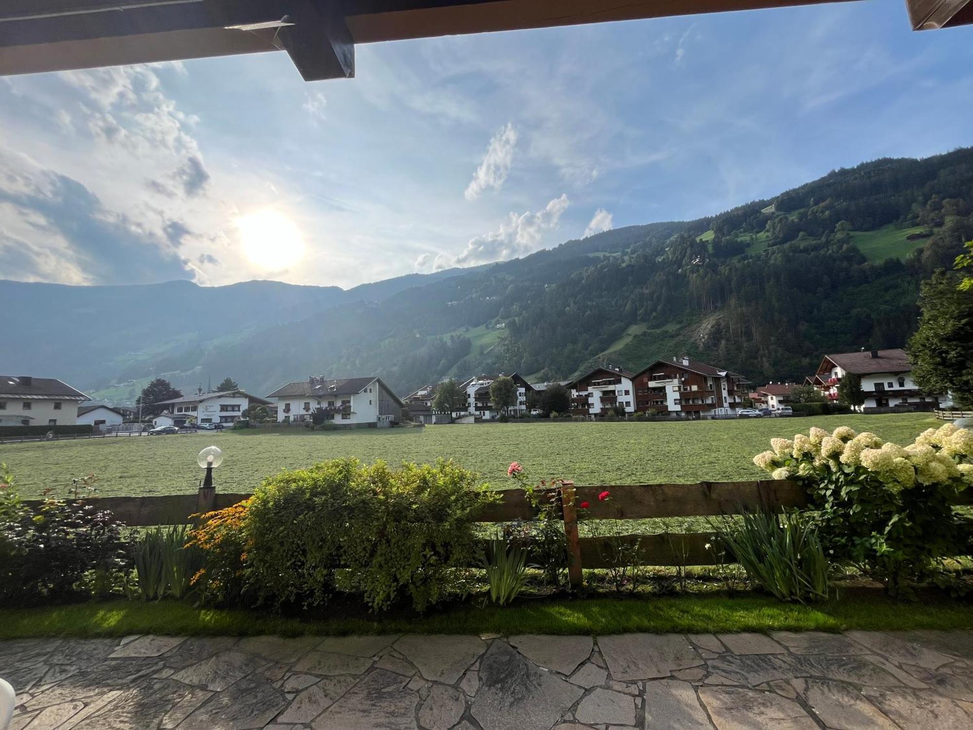 Zell Views Apartments زيل أم زيلر المظهر الخارجي الصورة