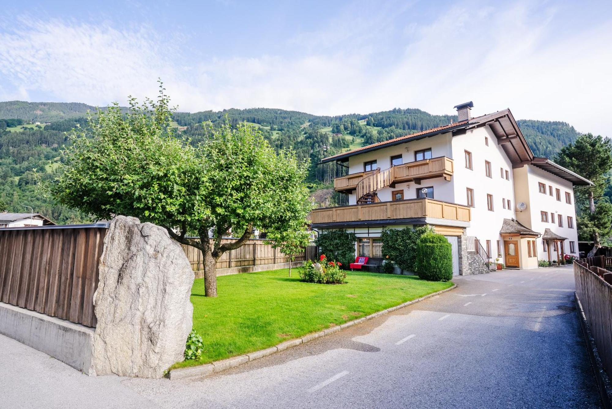 Zell Views Apartments زيل أم زيلر المظهر الخارجي الصورة